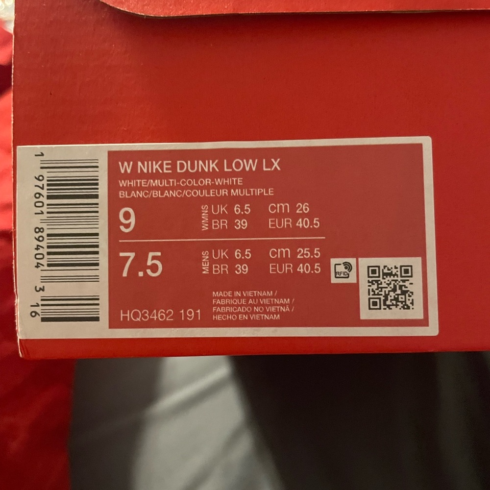 Nike Dunk Low LX Women's Sneakers - White Multi-Color